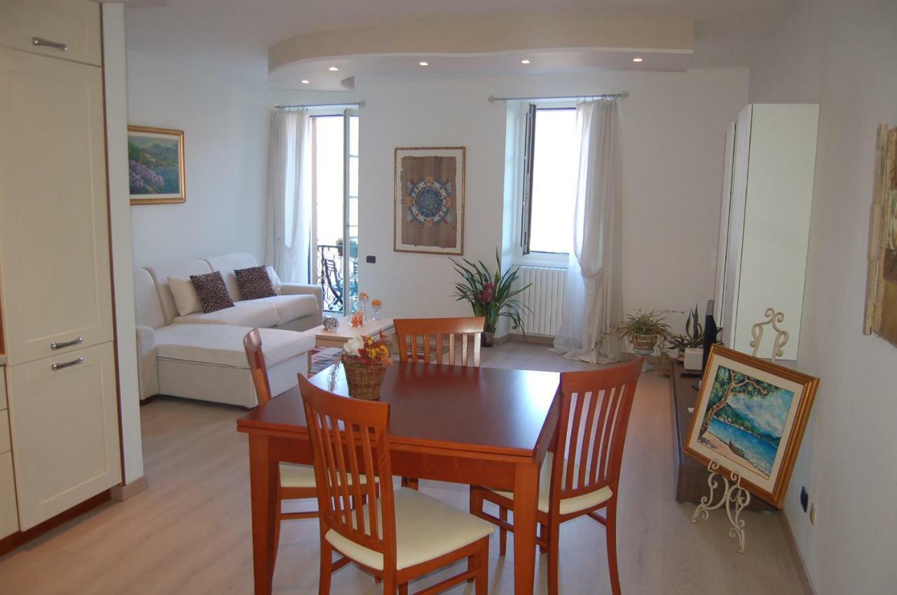Appartement Bella Piazza à Colico Extérieur photo